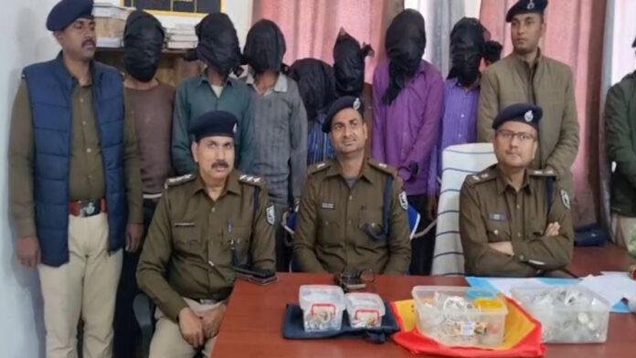 पुलिस की बड़ी कार्रवाई, फायरिंग के बाद 7 अंतरराज्यीय चोर गिरफ्तार, हथियार व 2 किलो चांदी बरामद