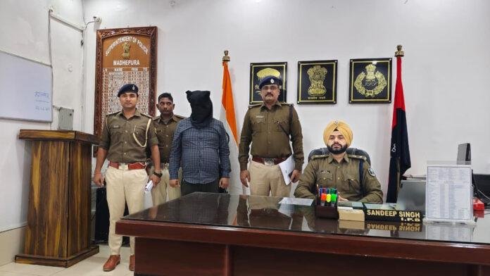 पुलिस ने 25 हजार के इनामी प्रशांत को किया गिरफ्तार