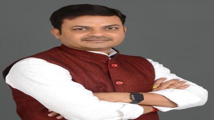 जलापूर्ति शिकायतों के समयबद्ध समाधान में लापरवाही पर एक बार फिर सख्त कार्रवाई, एक कार्यपालक अभियंता व 4 सहायक अभियंता निलंबित