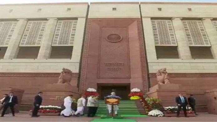 संसद के शीत सत्र से पहले पीएम मोदी का संबोधन, विपक्ष को राष्ट्र निर्माण पर ध्यान देने की दी सलाह