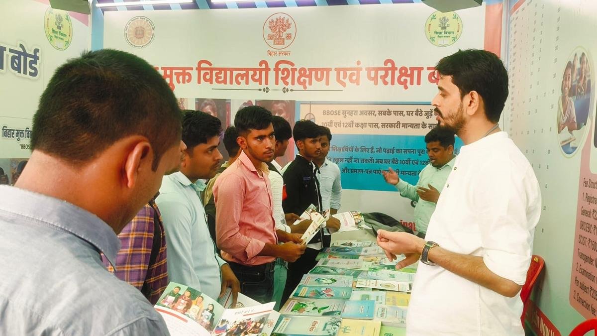 सोनपुर मेले में लगा एक स्टॉल, जो दे रहा है पढ़ाई का दूसरा मौका! 1 22Scope News Sonpur Fair 1 22Scope News