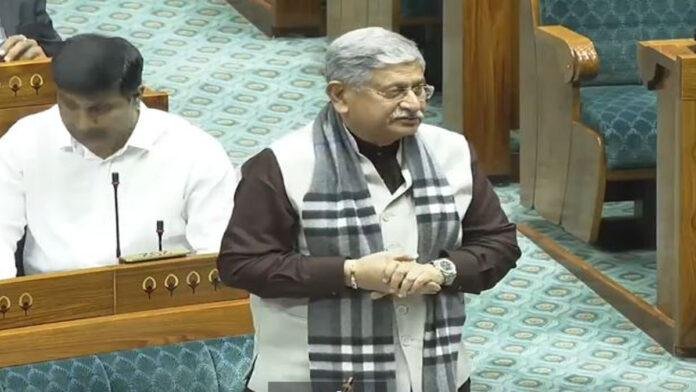 लोकसभा में ललन ने SP को दे दी बड़ी सलाह, कहा- अलिखेश ज्यादा उधर मत सटिए, नहीं तो तेजस्वी वाला होगा हाल...'