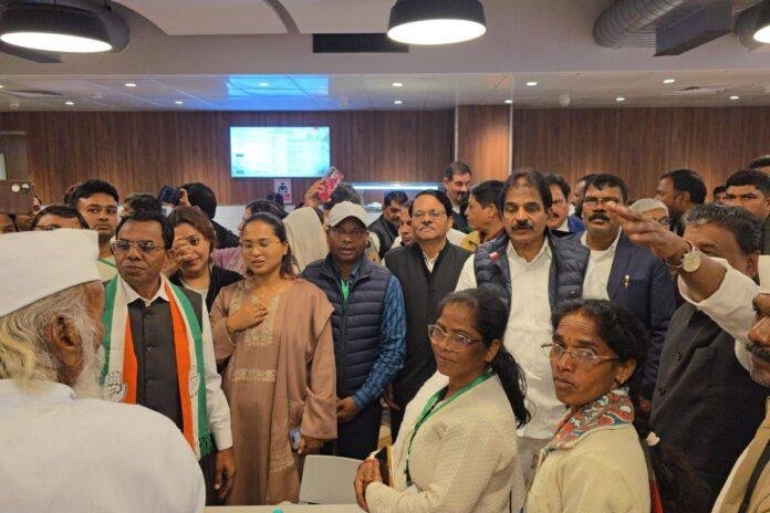 Delhi News: 'वोट चोर-गद्दी छोड़' महारैली में भाग लेने पहुंचे झारखंड के ये नेता