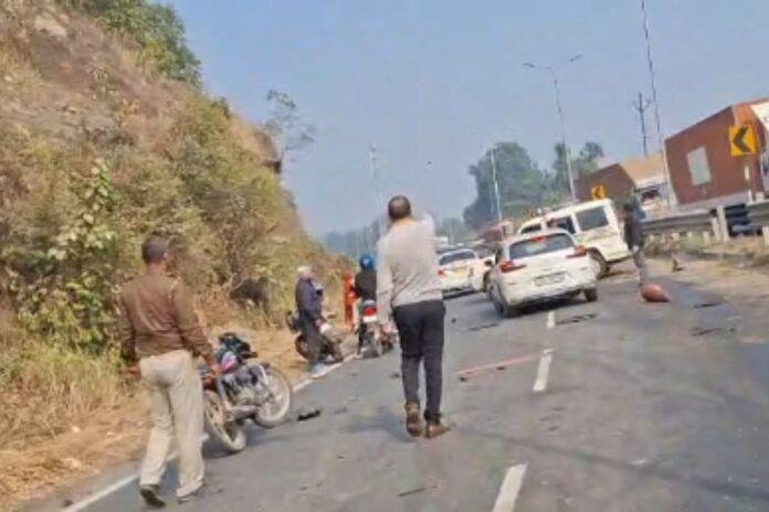 Ramgarh News: चुटूपालू घाटी में भीषण सड़क दुर्घटना