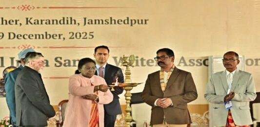 Jamshedpur News: ओल चिकी शताब्दी समारोह में शामिल हुई राष्ट्रपति द्रौपदी मुर्मू