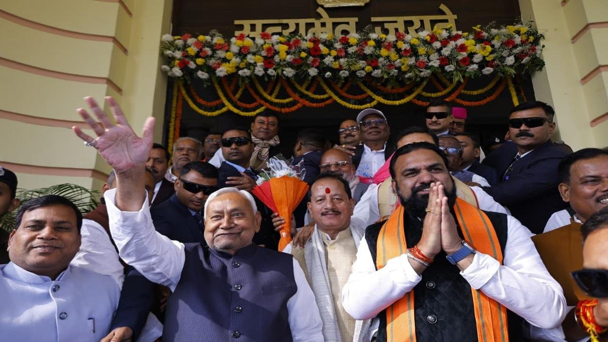 Vidhansabha Oath 22Scope News