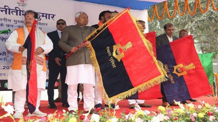 मुख्यमंत्री ने अपराध अनुसंधान में साक्ष्य संग्रहण के लिये 34 चलंत फॉरेंसिक वाहनों किया लोकार्पण