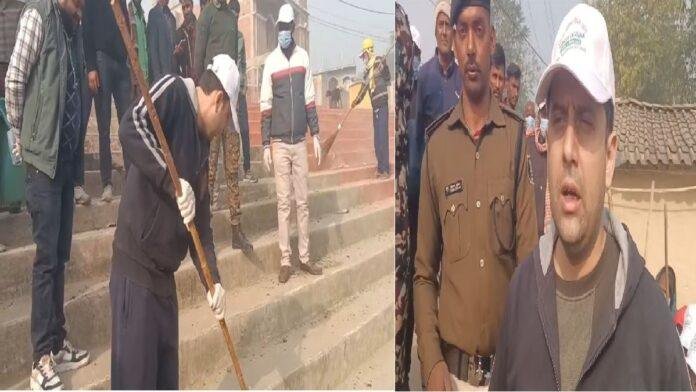 प्राकृतिक जल स्रोत की स्वच्छता और जागरूकता को लेकर जिलाधिकारी की मुहिम, झाड़ू लेकर निकले सड़क पर