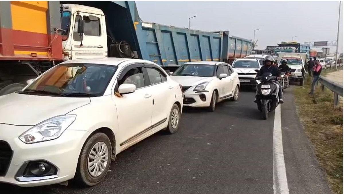 जलजमाव पीड़ित किसानों का भड़का गुस्सा, आक्रोशित किसानों ने औन्टा गोलम्बर किया जमा | 22Scope News m32 22Scope News