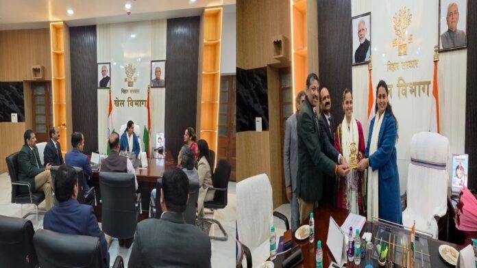 पद्म श्री सायना नेहवाल ने की खेल मंत्री श्रेयसी सिंह से मुलाकात, खेल और खिलाड़ियों के विकास पर हुआ विचार विमर्श