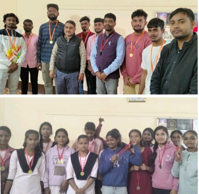 सरिया कॉलेज में कबड्डी प्रतियोगिता का आयोजन, विजेता प्रतिभागियों को किया गया सम्मानित
