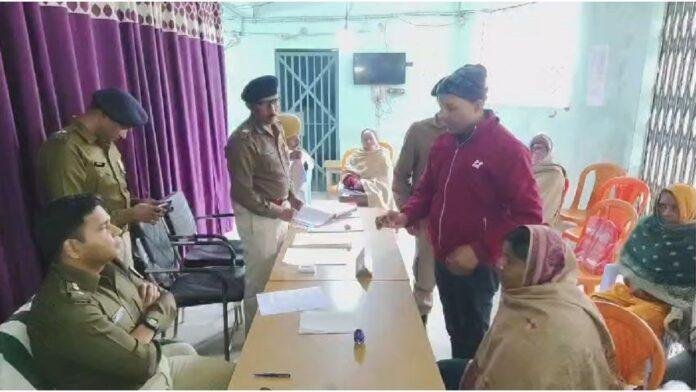 बेहतर पुलिसिंग और शासन व्यवस्था को लेकर एसपी का जनता दरबार