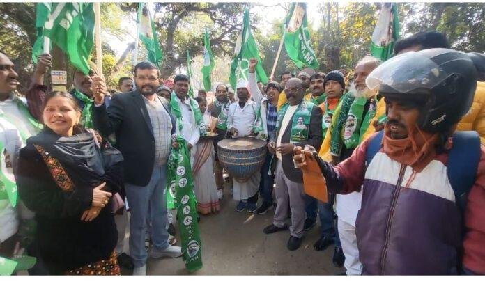 पेसा कानून बिल पारित होने पर हजारीबाग में खुशी, निकली आभार यात्रा