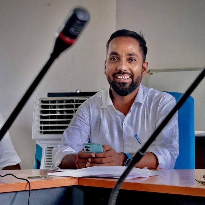 मनरेगा लूट का बड़ा खुलासा: नाबालिगों के नाम पर फर्जी जॉब कार्ड, सिमानपुर मुखिया निलंबित