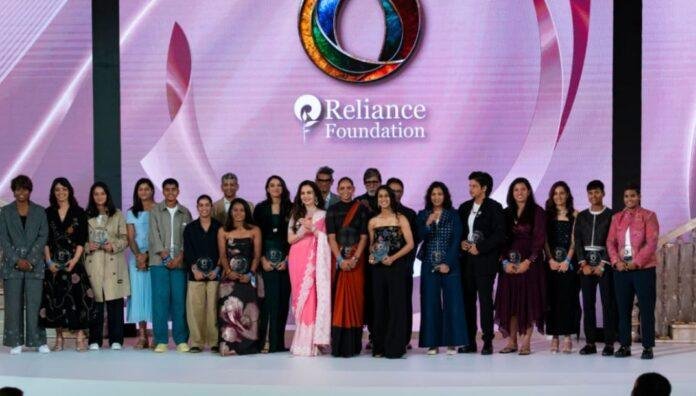 रिलायंस फाउंडेशन का United in Triumph समारोह, World Cup जीतने वाली भारतीय क्रिकेट टीमों का भव्य सम्मान