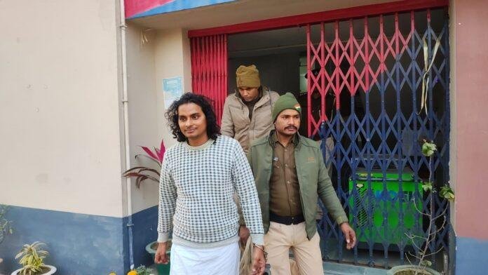 महिला के यौन शोषण मामले में कथावाचक श्रवण दास गिरफ्तार, शादी का झांसा देकर दुष्कर्म और गर्भपात कराने का आरोप