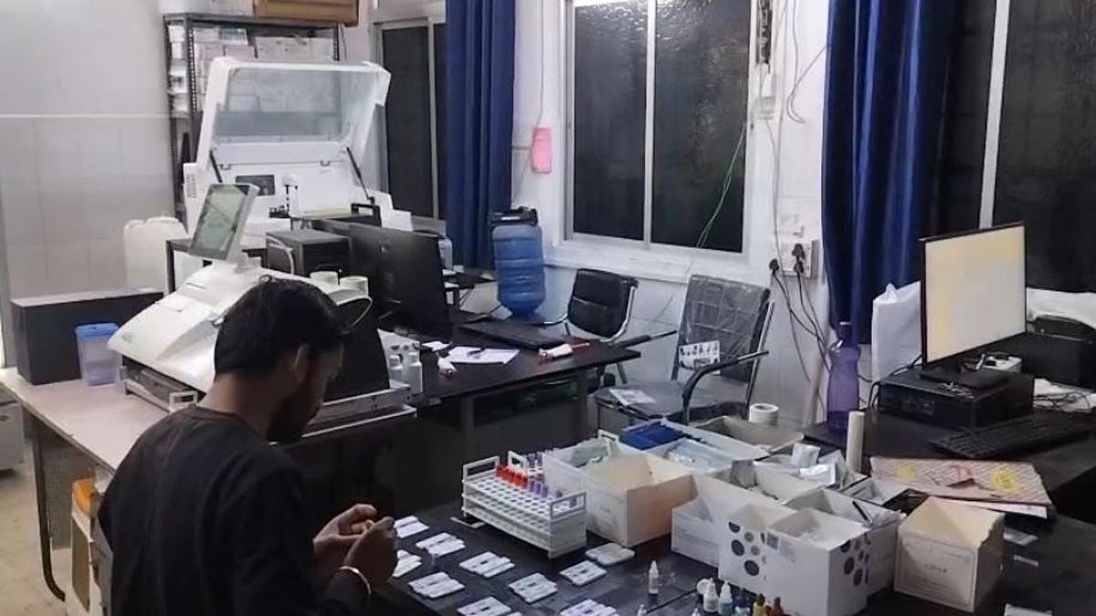 'आयुष्मान में कैमूर अव्वल, लेकिन डॉक्टरों की कमी से मरीज बेहाल' | 22Scope News Kaimur Hospital 3 1 22Scope News