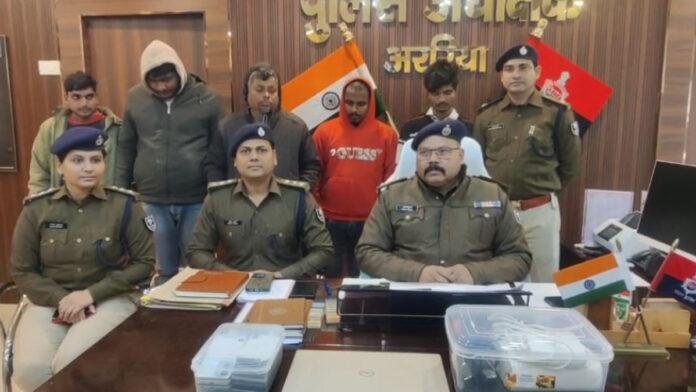 ट्रक के तहखाने में तस्करी कर ले जा रहे 1575 लीटर विदेशी शराब के साथ 2 तस्कर गिरफ्तार