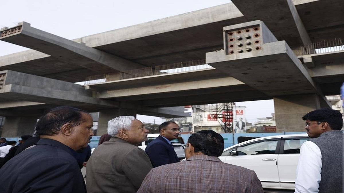 मुख्यमंत्री ने निर्माणाधीन पथों का किया निरीक्षण, अधिकारियों को दिये आवश्यक दिशा निर्देश | 22Scope News RTU 22Scope News