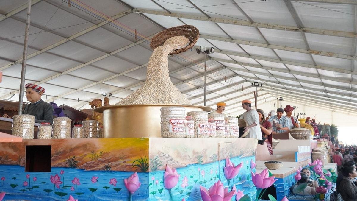 भारत पर्व में बिहार की झांकी बनी आकर्षण का केंद्र, दर्शकों ने सराहा, खूब ली सेल्फी | 22Scope News WhatsApp Image 2026 01 31 at 16.47.23 22Scope News