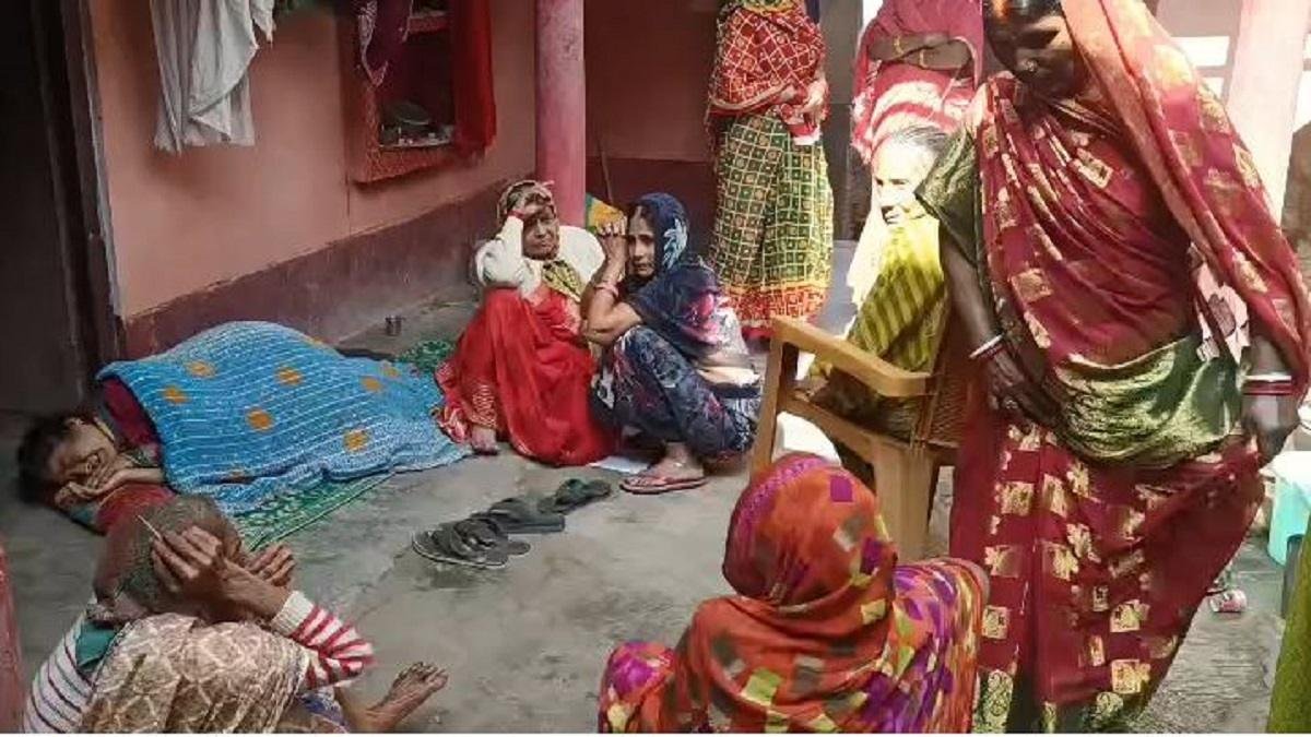 शहीद हरे राम कुंवर के घर मचा कोहराम,जम्मू-कश्मीर के डोडा हादसे में हुई थी मौत | 22Scope News a1 22Scope News