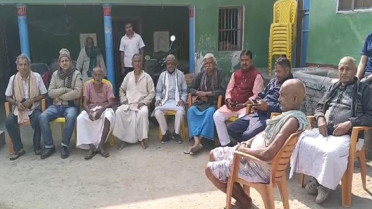 शहीद हरे राम कुंवर के घर मचा कोहराम,जम्मू-कश्मीर के डोडा हादसे में हुई थी मौत | 22Scope News a44 22Scope News