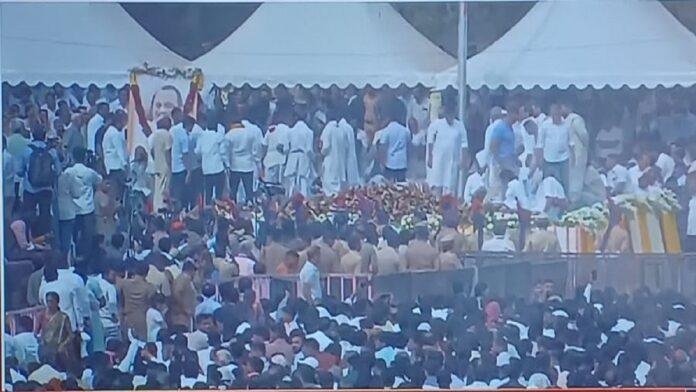 पंच तत्व में विलीन हुये 