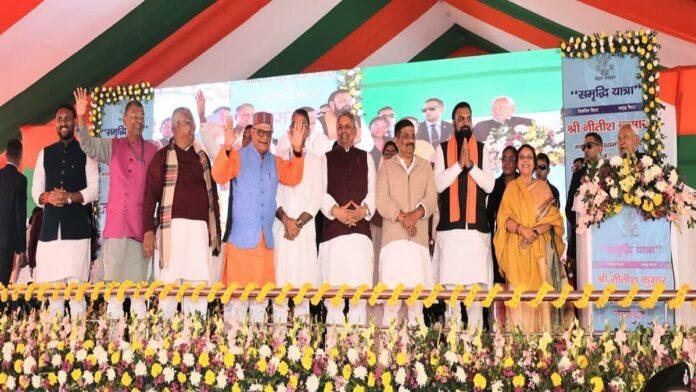 मुख्यमंत्री ने मधुबनी जिले को दी बड़ी सौगात, 391 करोड़ रुपये की लागत से 395 योजनाओं का किया उद्घाटन एवं शिलान्यास