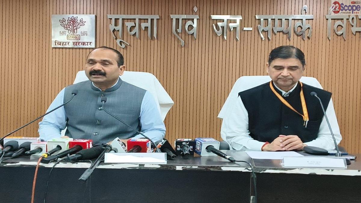 डॉ. बी राजेंदर ने कहा- ISO प्रमाणीकरण से लेकर ई-गवर्नेंस तक सामान्य प्रशासन विभाग की बड़ी उपलब्धियां | 22Scope News Dr B Rajender 2 22Scope News