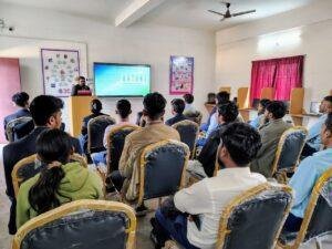 Ramgarh: राधा गोविंद विश्वविद्यालय में हाइड्रोजन-समृद्ध ईंधन पर हुई चर्चा.....छात्रों को कराया गया उभरती हुई इंजीनियरिंग तकनीकों से परिचित | 22Scope News राधा गोविंद विश्वविद्यालय में हाइड्रोजन-समृद्ध ईंधन पर हुई चर्चा