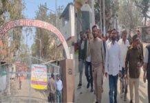 जेई से मारपीट के आरोप में दुलारे पंचायत के मुखिया बिजेंद्र कुमार यादव गिरफ्तार