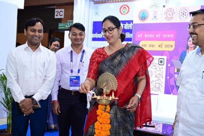 Bihar Women Job Fair 2026: पटना में 1188 महिलाओं को मिली Job, ज्ञान भवन में उमड़ा रोजगार का उत्साह