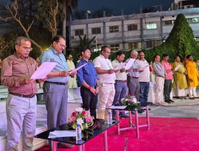 Vande Mataram 150 Years Celebration: पटना में राष्ट्रभक्ति से ओतप्रोत सामूहिक गायन और सांस्कृतिक कार्यक्रम