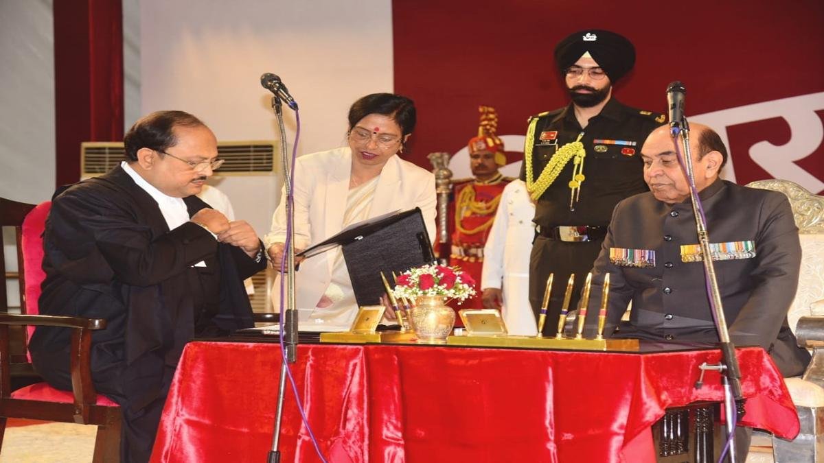 Bihar New Governor Oath 3 22Scope News