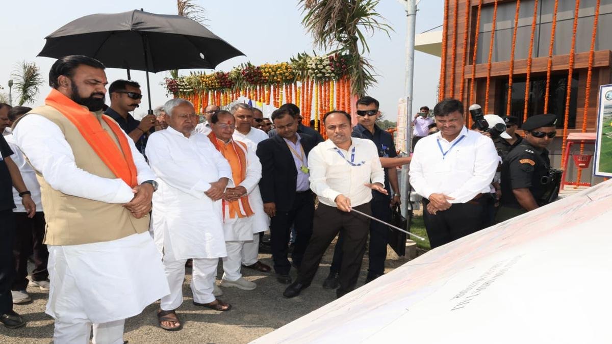 मुख्यमंत्री ने समृद्धि यात्रा के दौरान लखीसराय जिले को दी 326 करोड़ की योजनाओं की सौगात, 144 योजनाओं का किया शिलान्यास | 22Scope News CM Lakhisarai 3 22Scope News