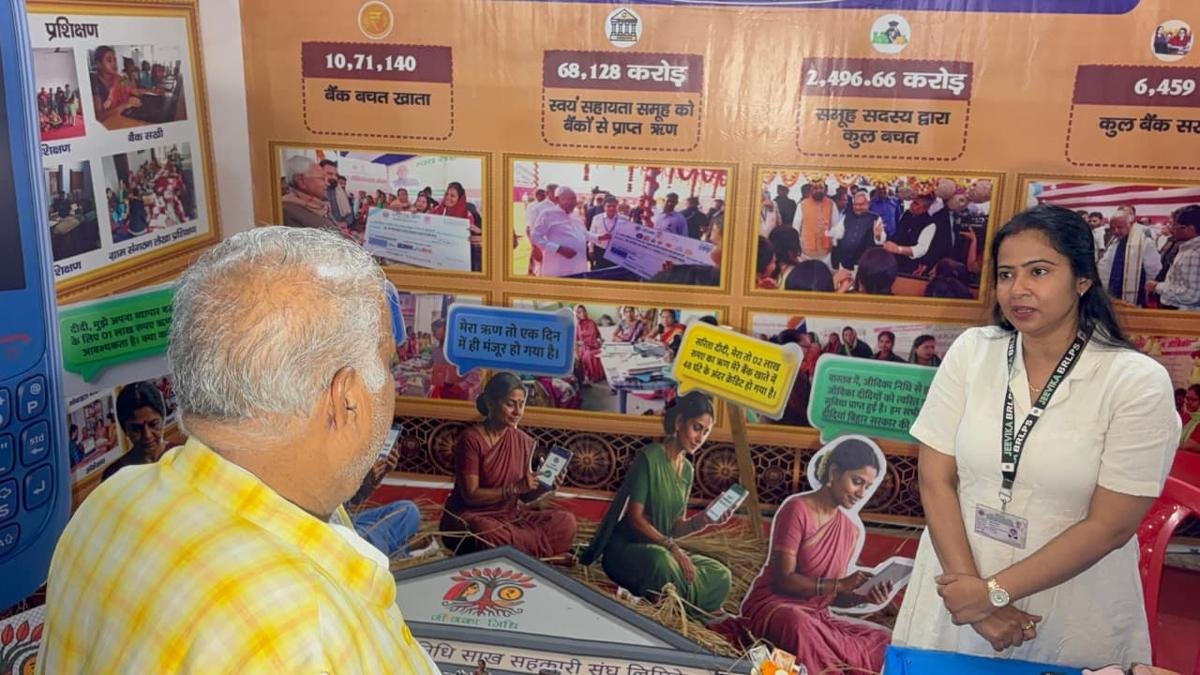 मंत्री श्रवण कुमार ने पटना के गांधी मैदान में लगे जीविका स्टॉल का किया उद्घाटन | 22Scope News Jeevika Stall 2 22Scope News