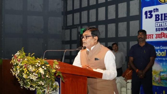 फसल बर्बादी के बाद राहत की उम्मीद, मंत्री ने दिए अहम संकेत