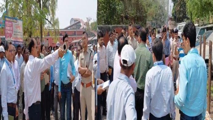 दानापुर मंडल प्रबंधक मोकामा रेलवे स्टेशन का किया निरीक्षण, अवैध कब्जा देख जमकर बिफरे