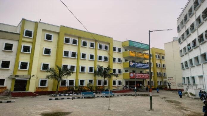 डॉ. भीमराव अंबेडकर आवासीय विद्यालय गायघाट ने रचा इतिहास, 100 फीसदी प्रथम श्रेणी परिणाम