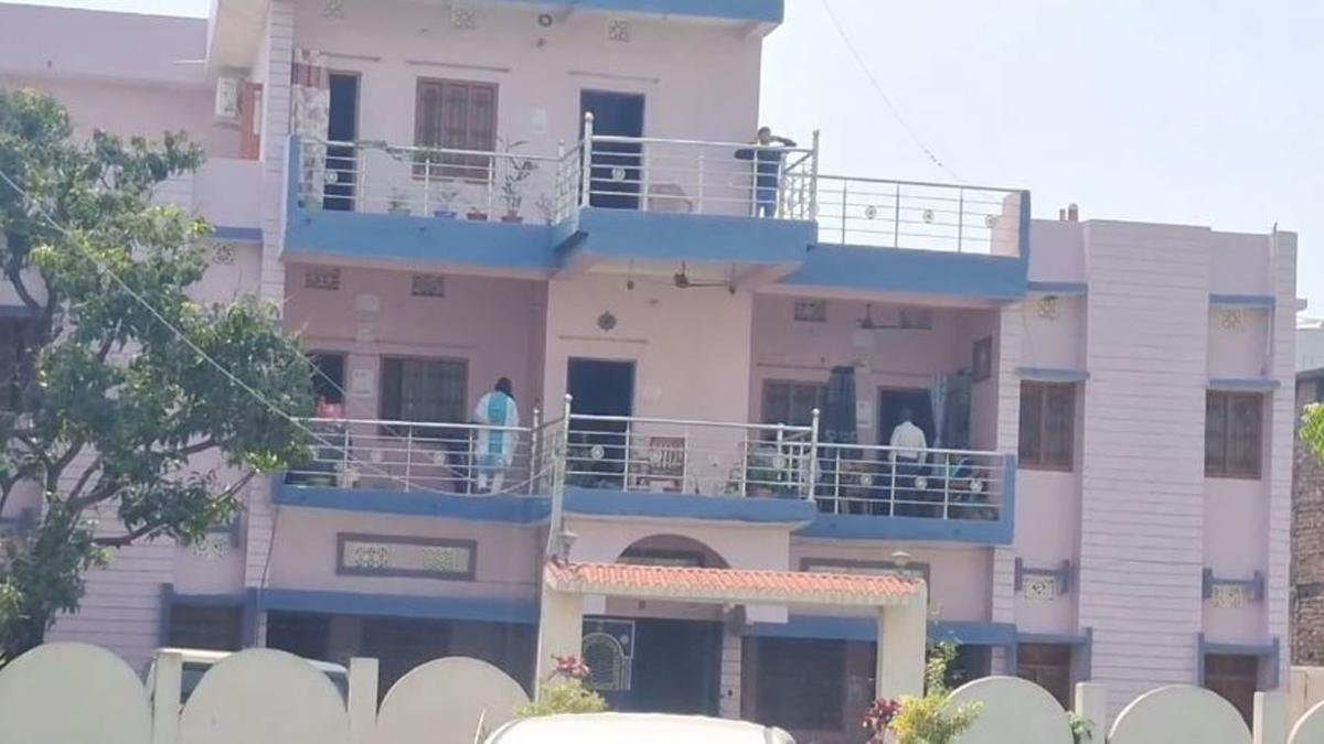 DDC बृजेश कुमार के कई ठिकानों पर निगरानी विभाग की टीम छापेमारी | 22Scope News Sitamarhi Raid 2 1 22Scope News