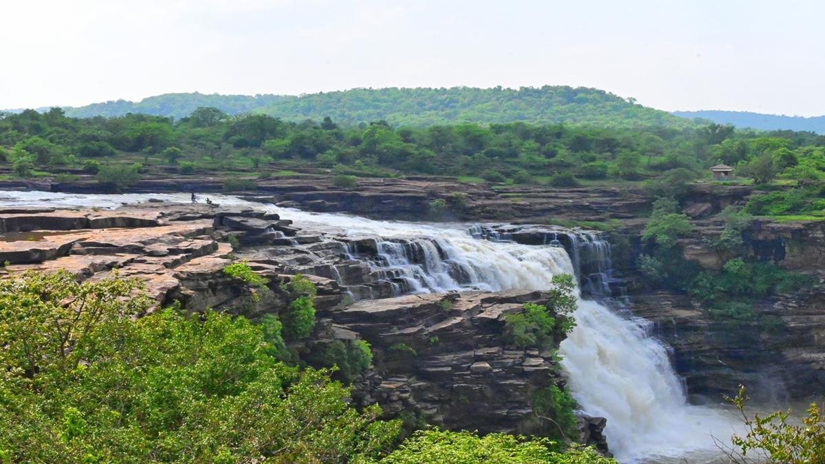 बिहार के जलप्रपात बन रहे नए टूरिस्ट हॉटस्पॉट | 22Scope News Waterfall 22Scope News