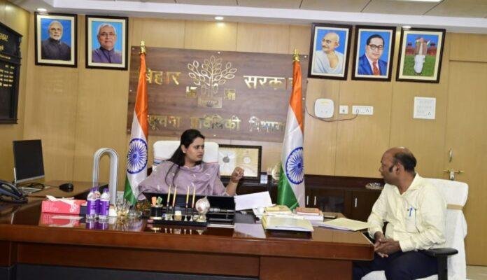 Bihar Skill Development: युवाओं को Digital Skills में दक्ष बनाने पर जोर, AI आधारित Training लागू करने के निर्देश