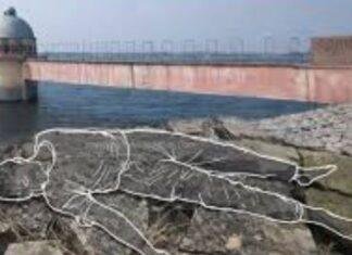 Ranchi Suicide Case: धुर्वा डैम में युवक ने लगाई छलांग मौत, 15 घंटे पहले बचाया गया था Ranchi Suicide Case: धुर्वा डैम में युवक ने लगाई छलांग मौत, 15 घंटे पहले बचाया गया था