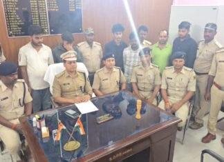 फर्जी तरीके से प्रमाण पत्र बनाने वाले गिरोह का खुलासा, 4 गिरफ्तार फर्जी तरीके से प्रमाण पत्र बनाने वाले गिरोह का खुलासा, 4 गिरफ्तार