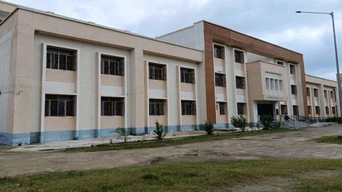 अंबेडकर आवासीय विद्यालयों में 30 हजार से अधिक आवेदन, छात्राओं की संख्या ज्यादा