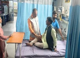 बेगूसराय जिले में बड़ा सड़क हादसा, बाल-बाल बचे BJP MLA संजय गुप्ता बेगूसराय जिले में बड़ा सड़क हादसा, बाल-बाल बचे BJP MLA संजय गुप्ता