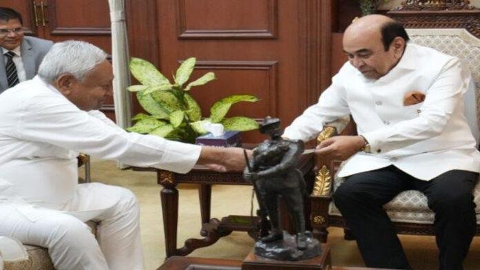Bihar Gover Big Breaking : करीब 20 साल बाद आज 'नीतीश युग' का अंत, राजभवन जाकर दिया इस्तीफा