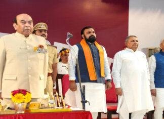 बिहार में मंत्रियों के विभागों का हुआ बंटवारा, सम्राट के पास 29, विजय 10 तो बिजेंद्र के पास 8 बिहार में मंत्रियों के विभागों का हुआ बंटवारा, सम्राट के पास 29, विजय 10 तो बिजेंद्र के पास 8