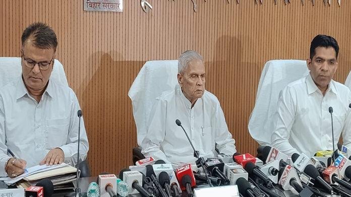 बिहार में राजस्व वसूली का रिकॉर्ड, 8403 करोड़ पार, डिजिटाइजेशन व शराबबंदी पर सरकार का बड़ा दावा