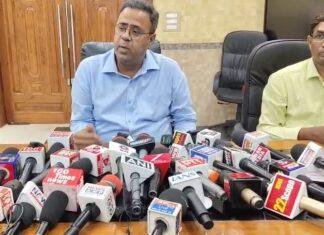 Dhanbad Rail Mandal इस वर्ष माल ढुलाई में रहा अव्वल, यात्री सुविधा पर चल रहे हैं कई कार्य dhanbad rail mandal